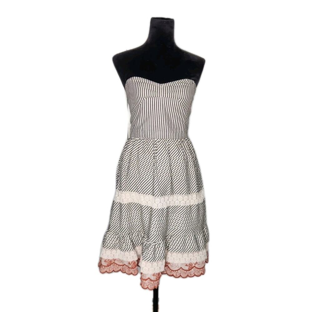 Anthropologie Zehavale Strapless Striped Layered Eyelet Lace Mini Dress Size 2